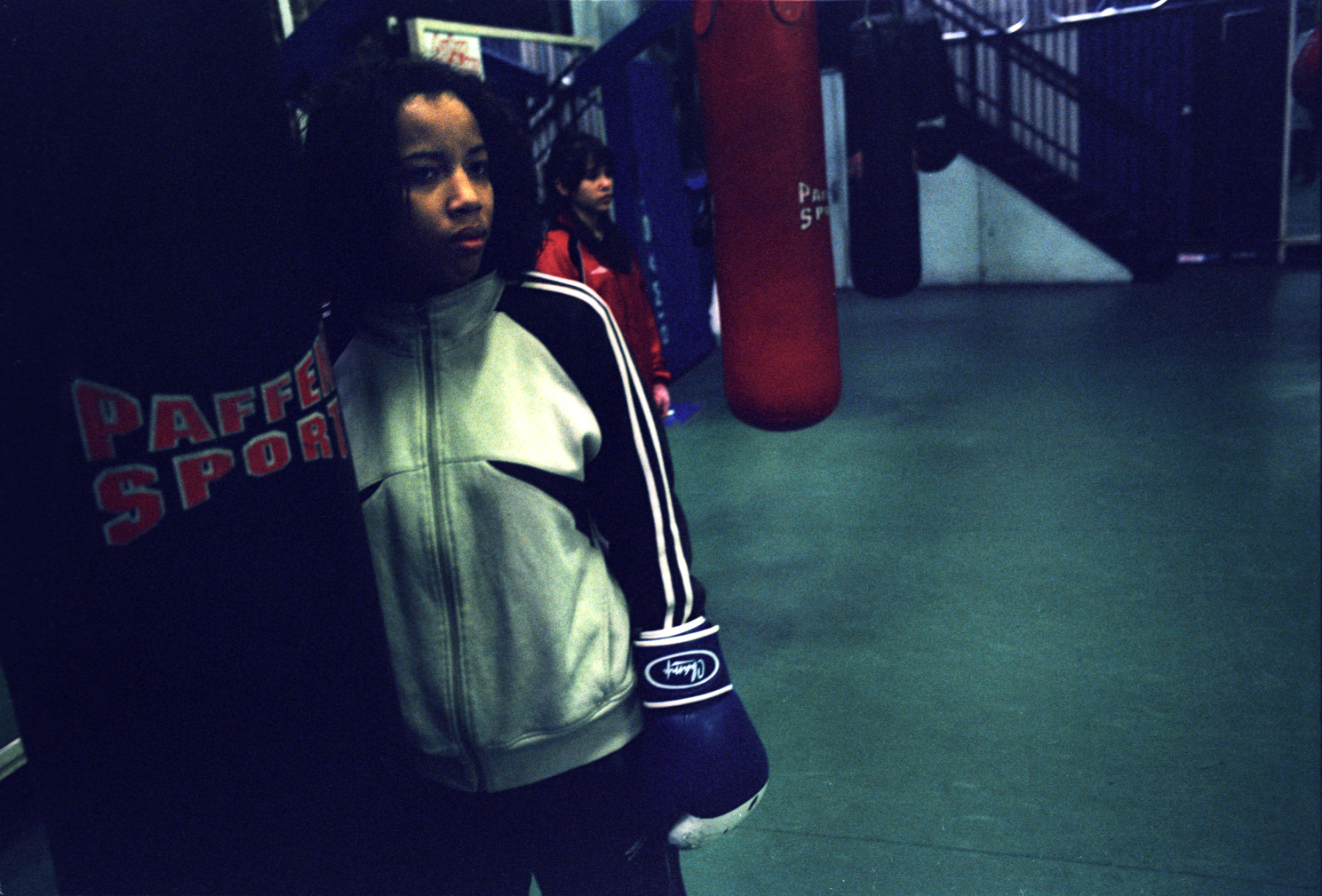 La boxe : un moyen d'évasion pour filles et garçons